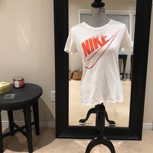 Nike Tee